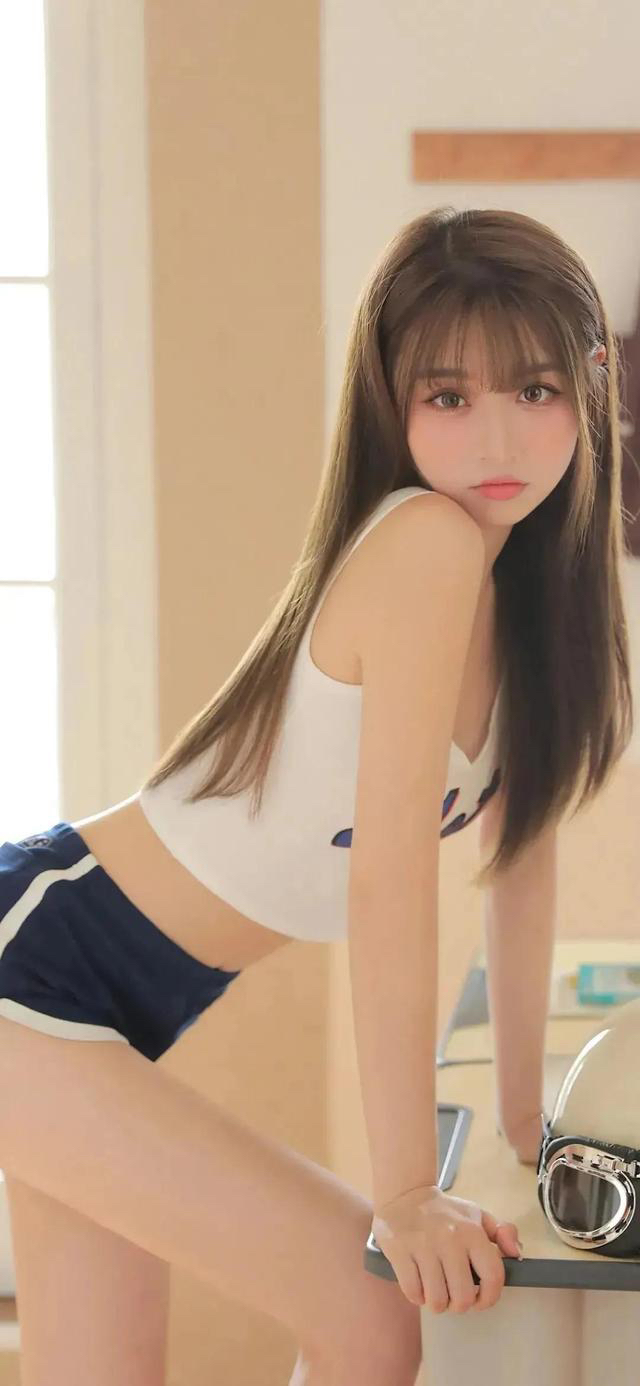  甜甜罚跪磕头作废：字母圈的救赎与成长
